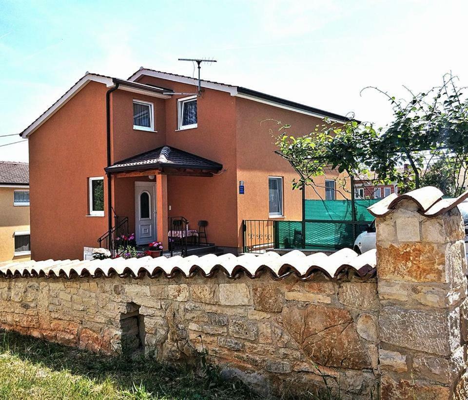 Apartments Pranjic With Pool Nova Vas  Exterior photo